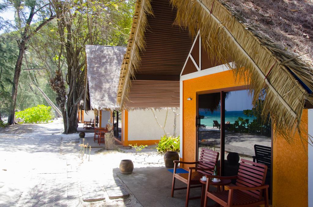 Coral Island Resort Phuket Exterior foto