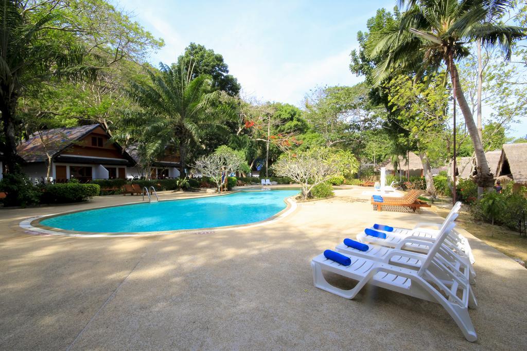 Coral Island Resort Phuket Exterior foto